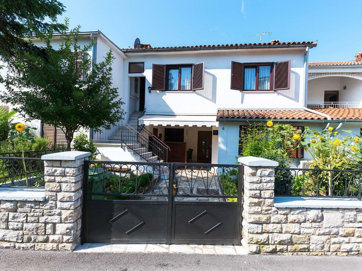 פורץ Apartments Nives מראה חיצוני תמונה