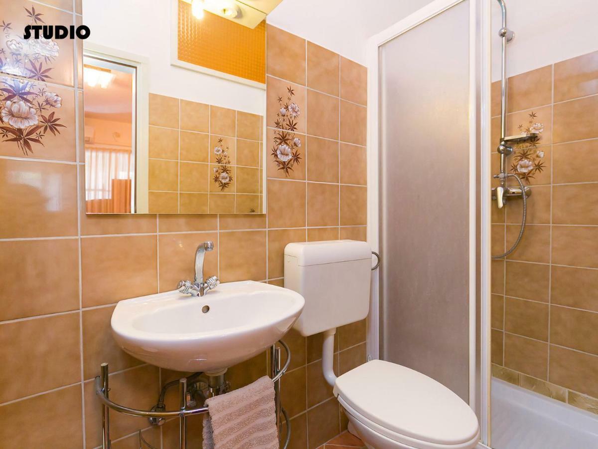 פורץ Apartments Nives מראה חיצוני תמונה